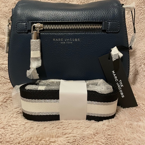 Marc Jacobs small Nomad Crossbody - Picture 3 of 3